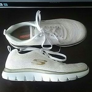 👟 Sketchers sneakers 👟